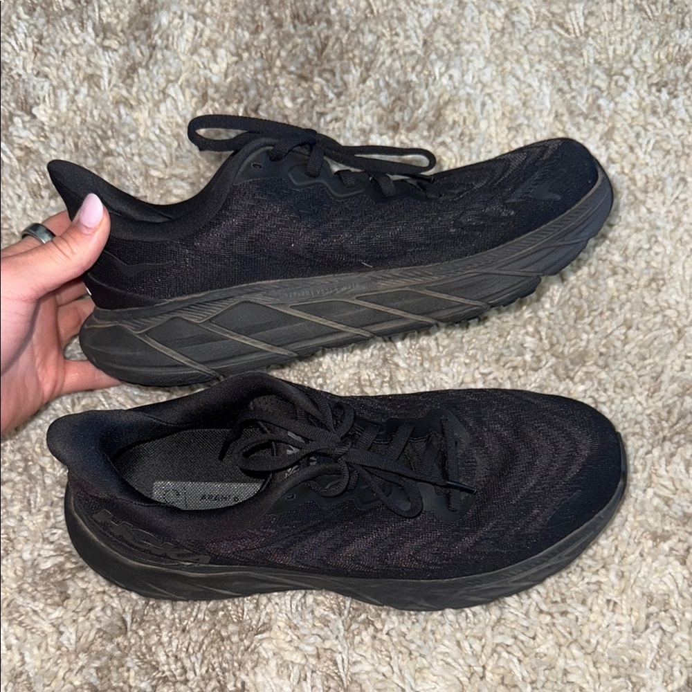 Women's Hoka Running Shoes - size 8